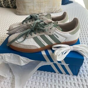 Adidas Sambas